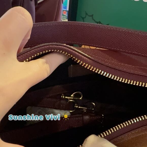 NWT Coach Aria Shoulder Bag CCL28 Crossgrain leather DARK WINE - Picture 7 of 7